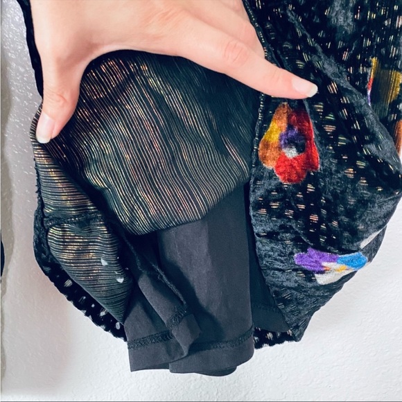 COPY - Anthropologie Eva Franco Velvet Metallic Pasquette Floral Wide Leg Pants… - Picture 11 of 14